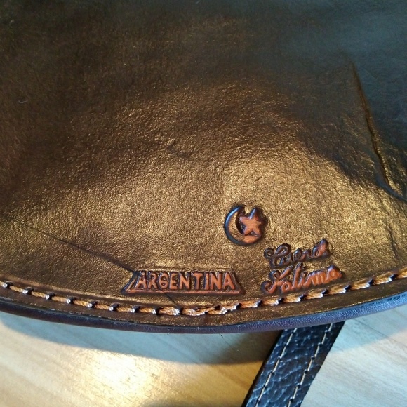 Vintage leather embossed folk crossbody - Picture 5 of 5